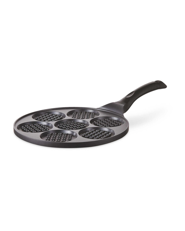 https://ifmal.com/wp-content/uploads/2020/03/Crofton-Mini-Waffle-Pancake-Pan-1583062805.jpg