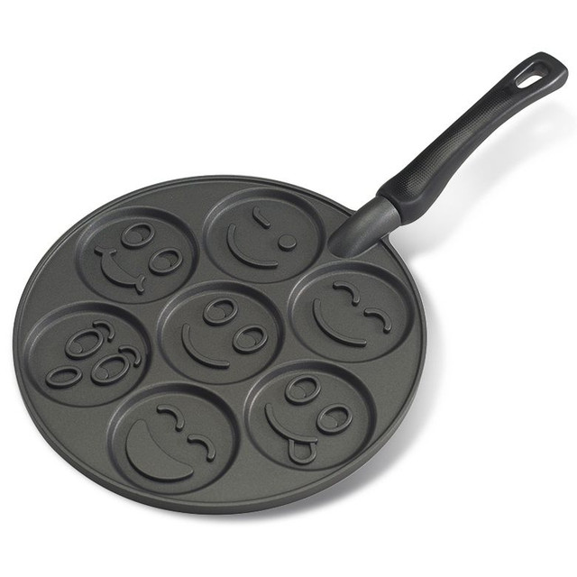 Crofton Pancake Pan